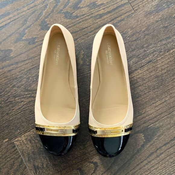 Naturalizer N5 Comfort Flat Shoes - Picture 2 of 9